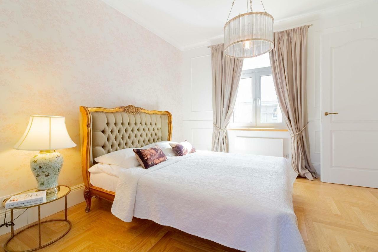 Royal Jono St. Apartment Klaipėda Exterior foto